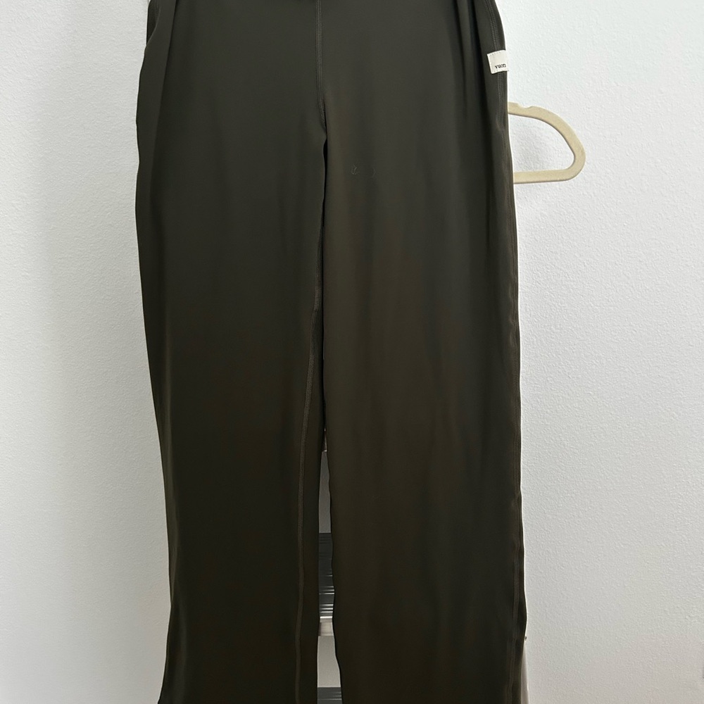 Vuori Gray Leggings